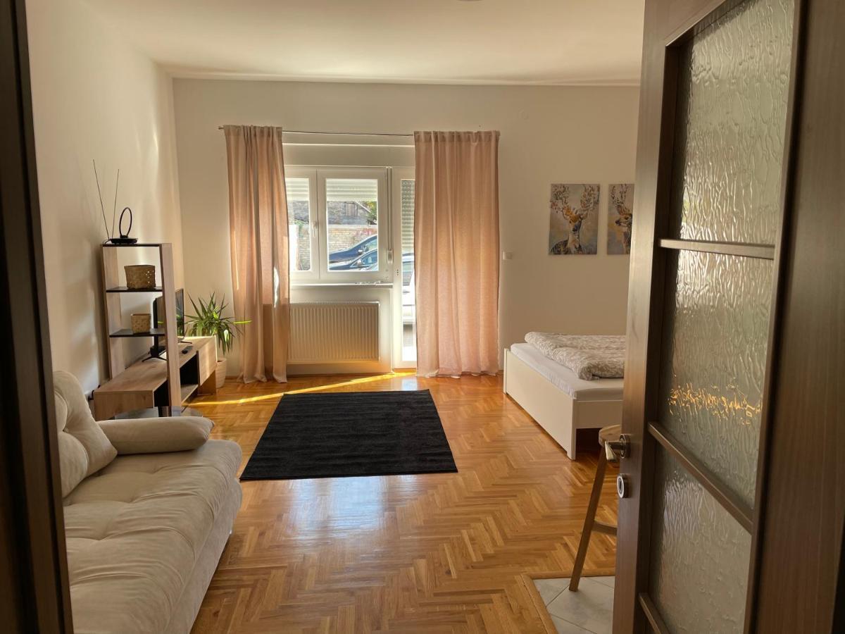 Apartman Sunny Sombor Esterno foto